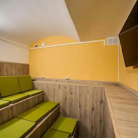 Hostel Ostriv