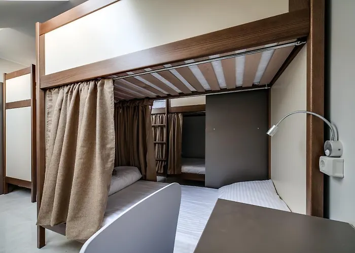 Ostriv Hostal Leópolis