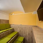 Hostel Ostriv